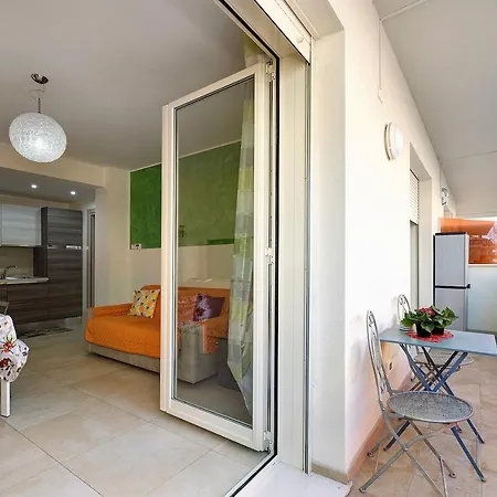 Apartment Shanaia *